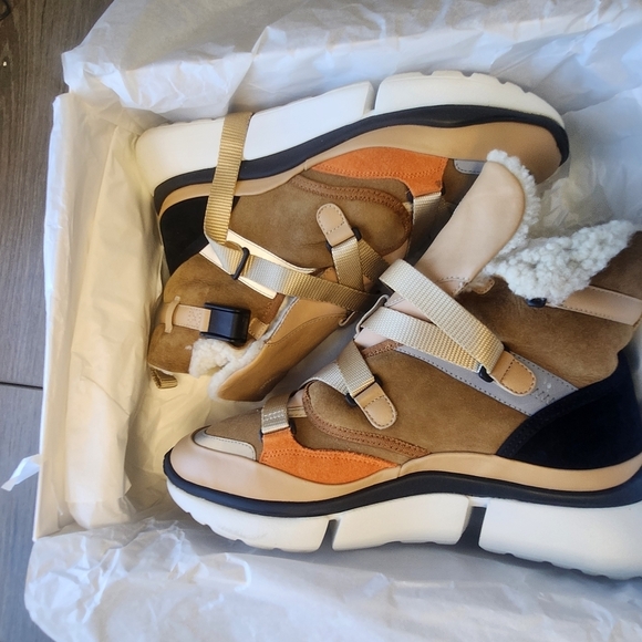 Chloe Shoes - Chloé Sonnie High-Top Lamb Fur-Lined Sneakers